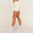High-Waisted 3