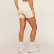 High-Waisted 3